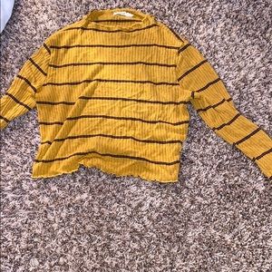 mustard yellow  tee NEVER BEEN WORN !!!